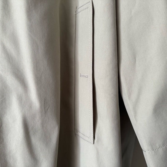 New women’s Zara Harvard University Tan Trench Coat cape button-down size M/L - Picture 15 of 16